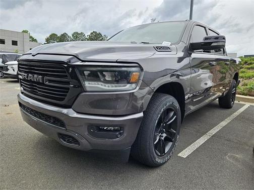 2021 RAM 1500 Big Horn Crew Cab 4x4 57' Box