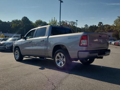 2022 RAM 1500 Lone Star Crew Cab 4x4 57' Box