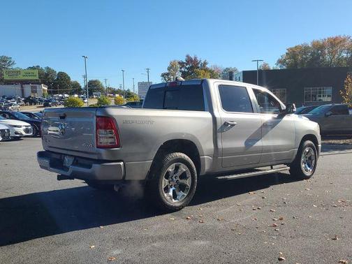 2022 RAM 1500 Lone Star Crew Cab 4x4 57' Box