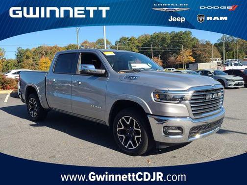 2025 RAM 1500 Laramie Crew Cab 4x4 57' Box