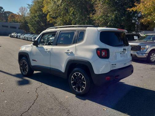2023 Jeep Renegade Trailhawk 4x4