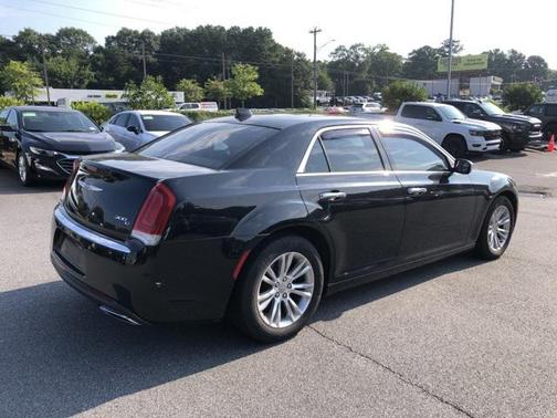 2015 Chrysler 300C C