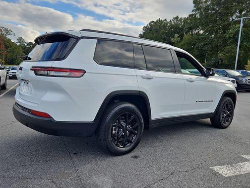2025 Jeep Grand Cherokee L Altitude X 4x2