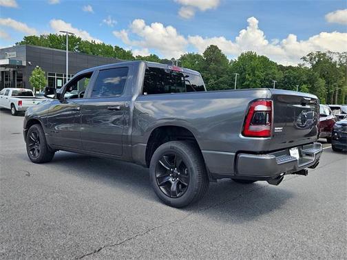 2021 RAM 1500 Big Horn Crew Cab 4x2 57' Box