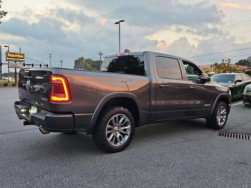 2022 RAM 1500 Laramie Crew Cab 4x4 57' Box