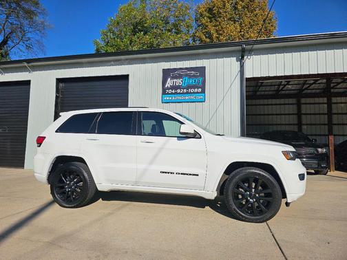 2020 Jeep Grand Cherokee Altitude