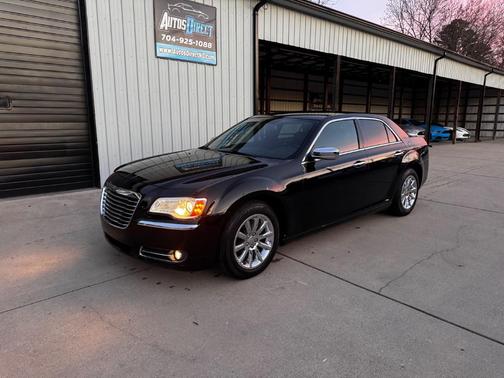 2011 Chrysler 300 Limited