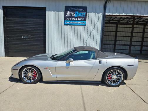 2005 Chevrolet Corvette Base