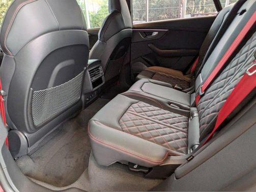 2025 Audi SQ8 4.0T Prestige
