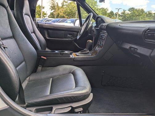 2001 BMW Z3 3.0i