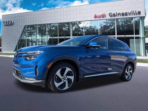 2025 VinFast VF 8 Eco