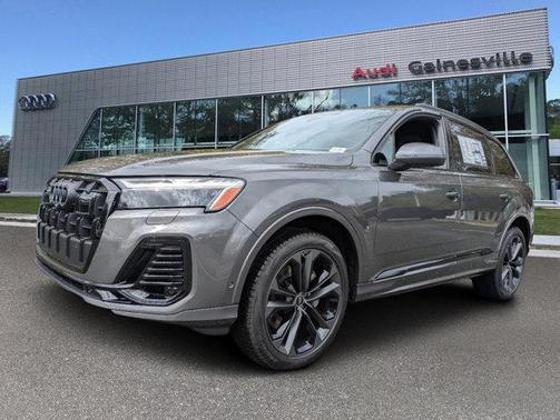 2025 Audi Q7 55 Premium Plus