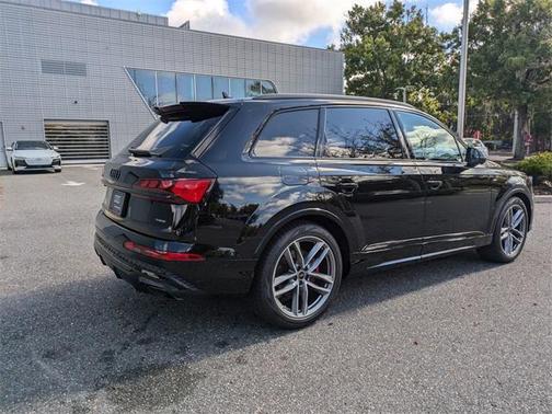 2026 Audi Q7 55 Prestige