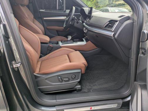 2025 Audi Q5 45 S line Premium Plus