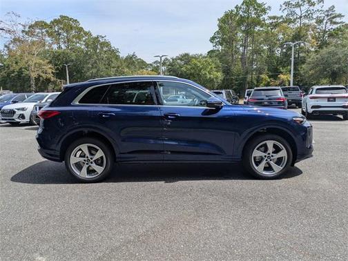 2025 Audi Q5 Premium Plus TFSI quattro S tronic