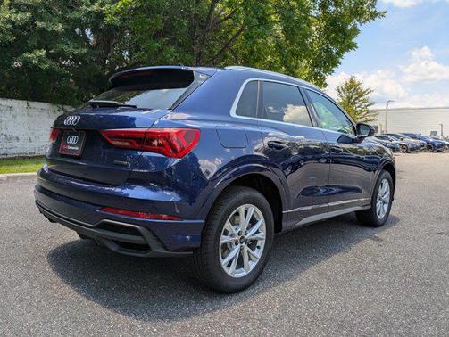 2025 Audi Q3 Premium 45 TFSI S line quattro Tiptronic