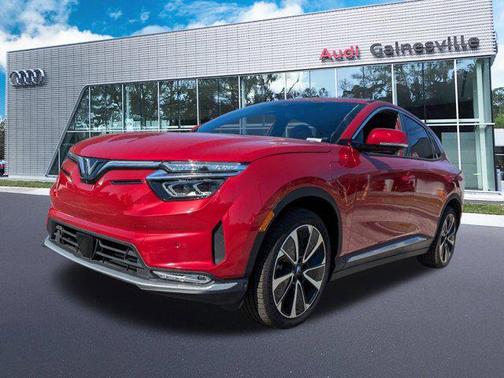 2025 VinFast VF 8 Plus