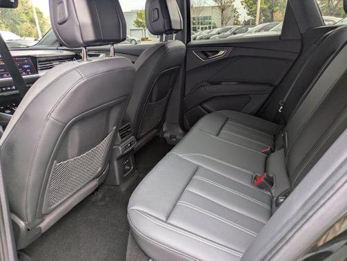 2024 Audi Q4 e-tron Premium 55 quattro