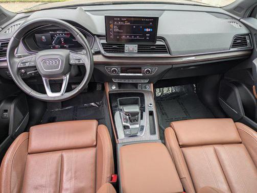 2022 Audi Q5 45 S line Prestige
