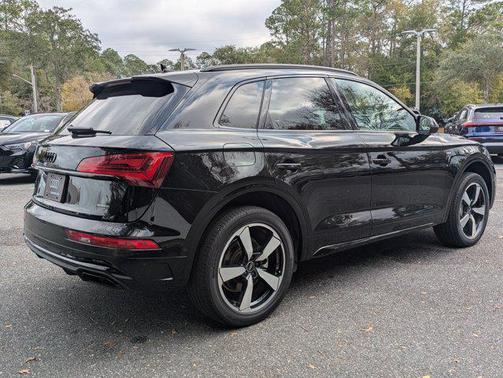 2022 Audi Q5 45 S line Prestige