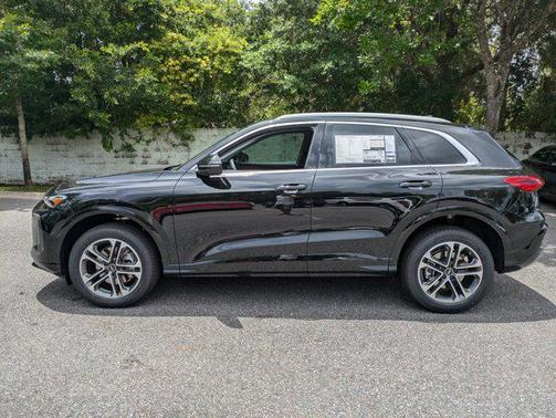 2025 Audi Q5 Premium
