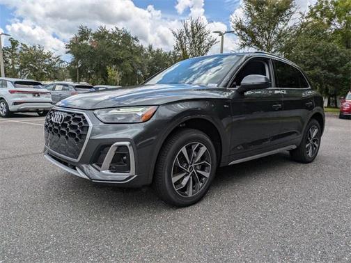 2024 Audi Q5 45 S line Premium