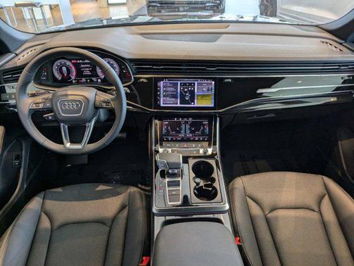 2025 Audi Q8 55 Premium Plus