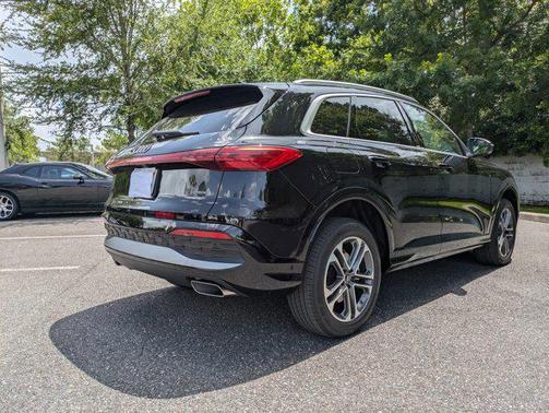 2025 Audi Q5 Premium