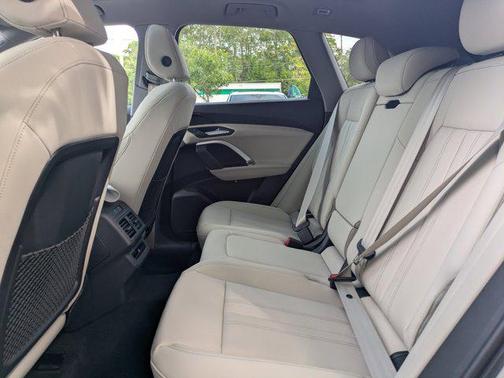 2025 Audi Q5 Premium