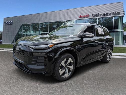 2025 Audi Q6 e-tron Premium Plus quattro