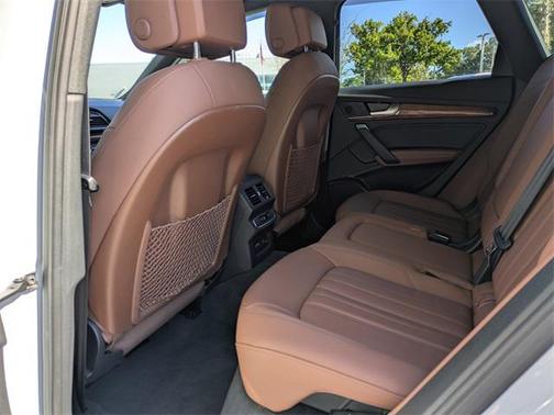 2022 Audi Q5 45 S line Premium Plus
