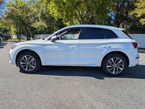 2022 Audi Q5 45 S line Premium Plus