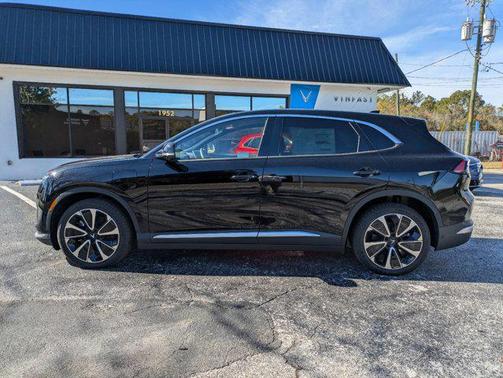 2025 VinFast VF 8 Plus