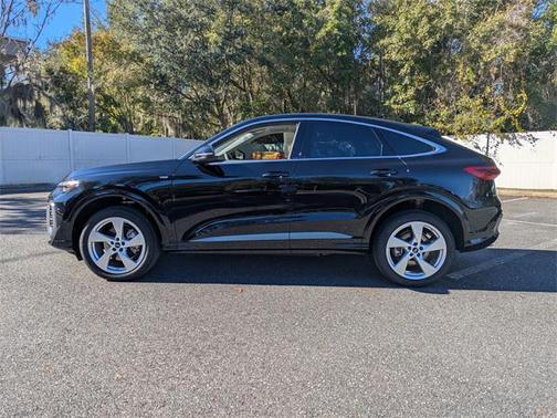 2025 Audi Q5 Premium Plus TFSI quattro S tronic