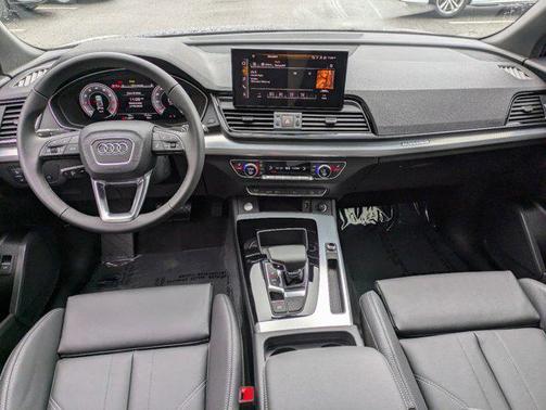 2025 Audi Q5 45 S line Premium