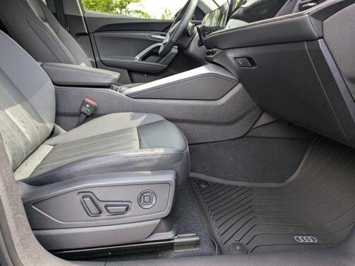 2025 Audi Q5 Premium