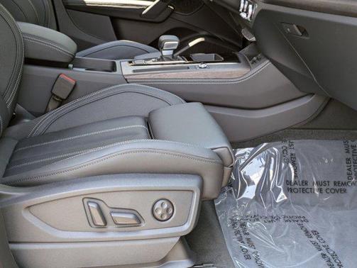 2024 Audi Q5 45 S line Premium Plus