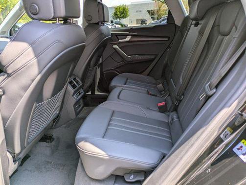 2024 Audi Q5 45 S line Premium Plus