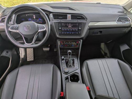 2024 Volkswagen Tiguan 2.0T SE 4MOTION