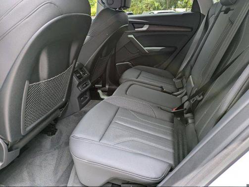2024 Audi Q5 45 S line Premium Plus