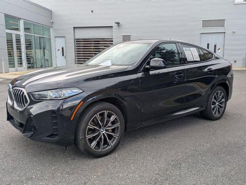 2025 BMW X6 xDrive40i