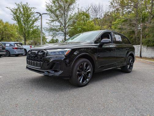 2025 Audi Q7 55 Premium Plus