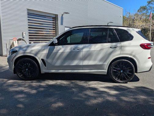 2022 BMW X5 sDrive40i