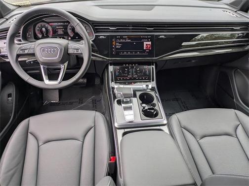 2026 Audi Q7 55 Premium Plus