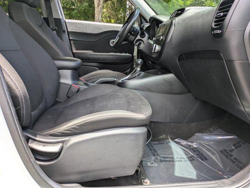 2014 Kia Soul Base