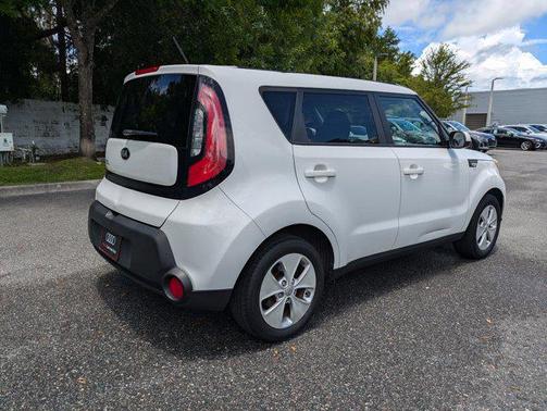2014 Kia Soul Base