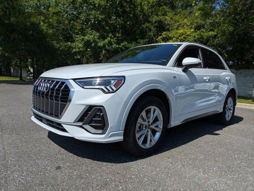 2023 Audi Q3 45 S line Premium Plus