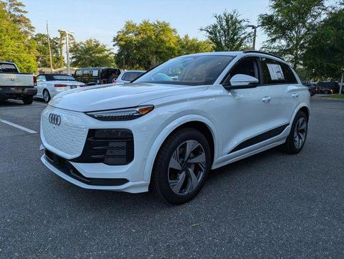 2025 Audi Q6 e-tron Prestige quattro
