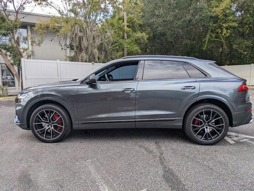 2022 Audi SQ8 4.0T Premium Plus