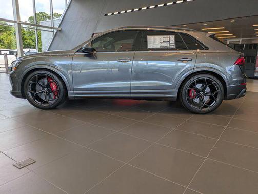 2025 Audi RS Q8 4.0T